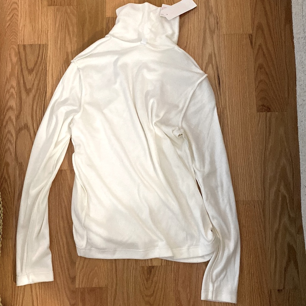 UNI QLO HEATTECH FLEECE TURTLENECK LONG SLEEVED THERMAL TOP